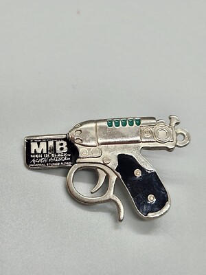 Universal Studios MIB Men In Black Alien Attack Pin