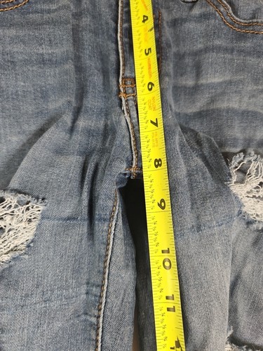 SO Ankle Jeggings. Size 3. Light Wash Low Rise Stretch Denim. Very Distressed. - Picture 8 of 17
