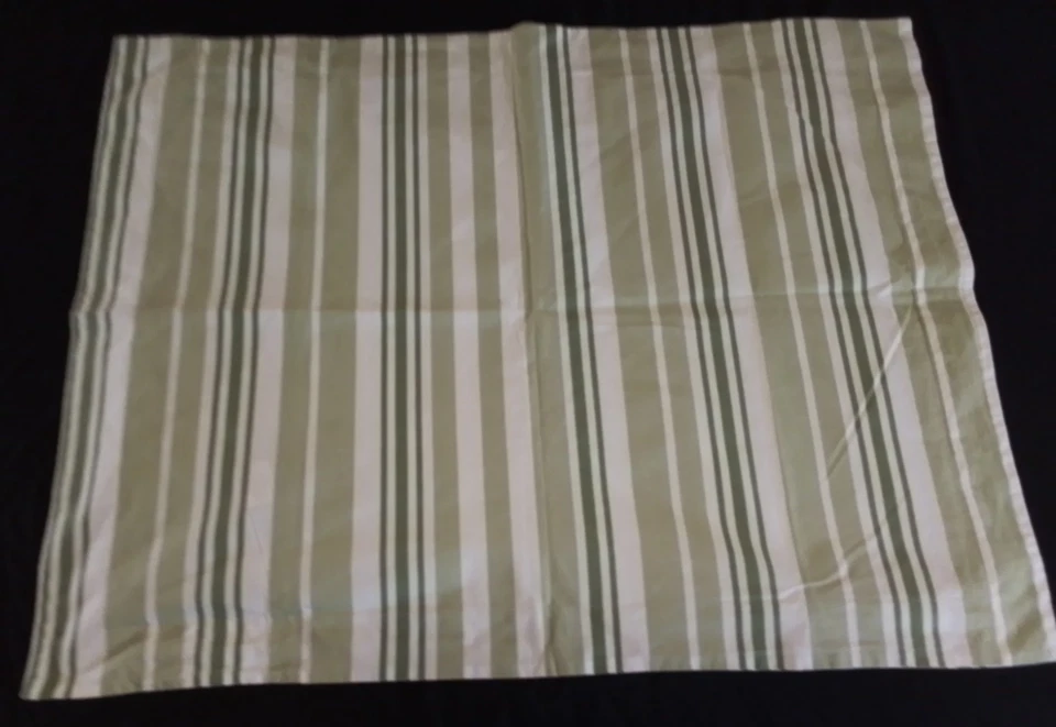 Almohada estándar Pottery Barn a rayas verdes 100 % algodón transpirable elegancia Foto 3 de 4