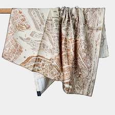 35"X35"Brown Horse City Print Pure Twill Mulberry Silk 18momme Scarf 88x88cm