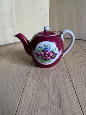 Ancienne théière russe en porcelaine Gardner - Impériale rouge floral