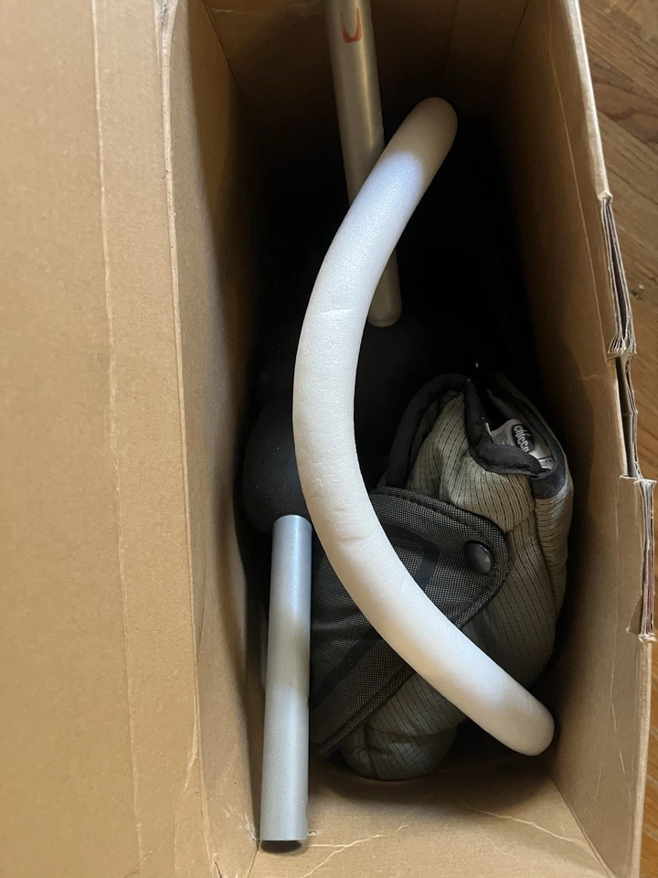 Asiento de viaje Chicco con bandeja de comida Foto 2 de 3