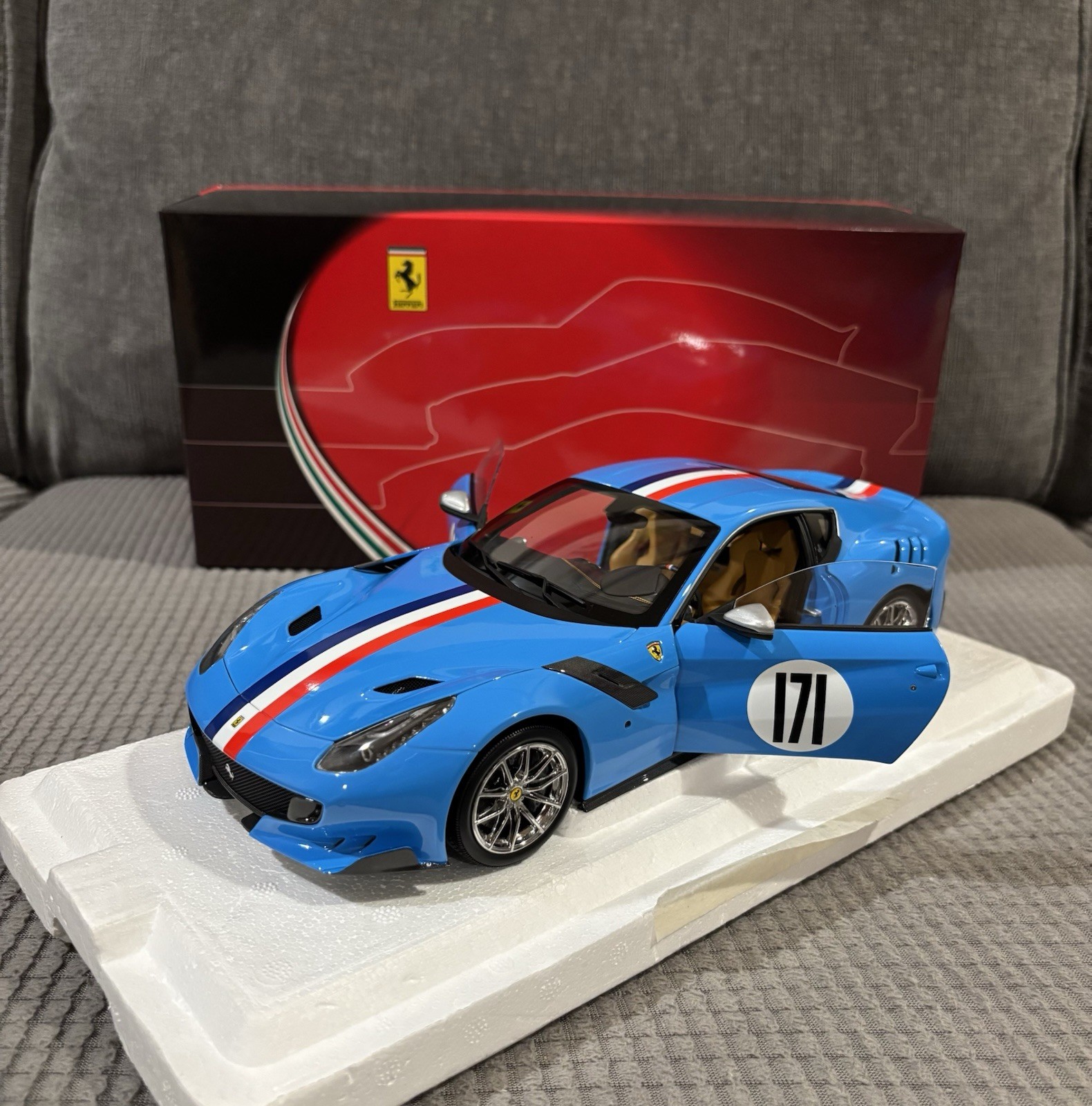 Picture 1 of 24