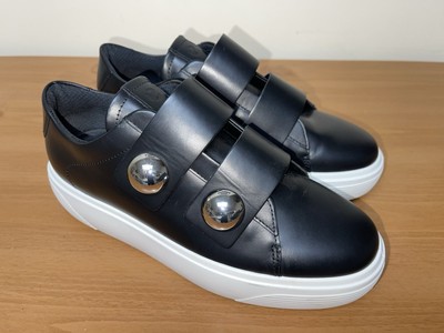 Ecco street Black platform trainers sports shoes Sz 9-9.5 US 40 EU Light Worn