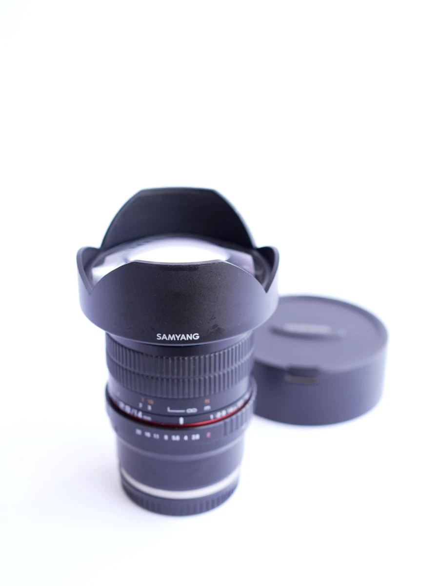 Lente Samyang 14 mm f2,8 ED AS IF UMC montura Sony E