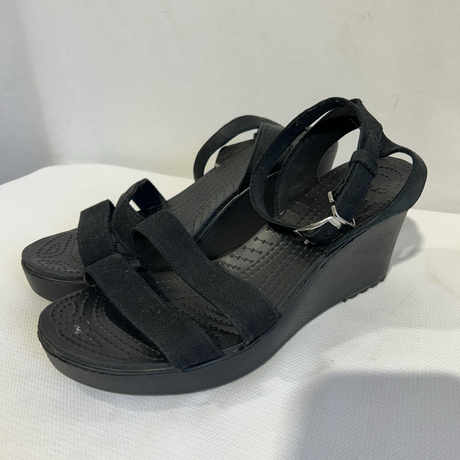 Crocs Leigh II  2 Cross strap ankle Black Wedge Sandals Women's Sz 9