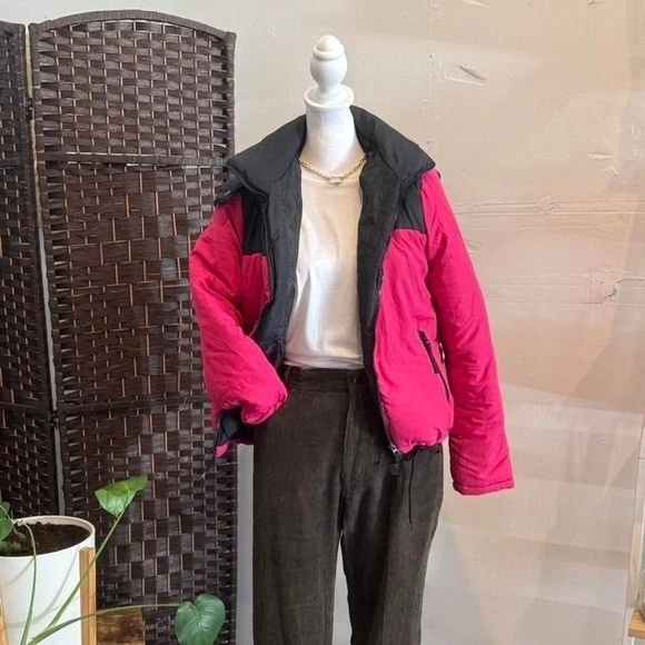 THERAPY Ski Pink and Black Puffer Winter Jacket Removable Hood Size Small
Opens in a new window or t