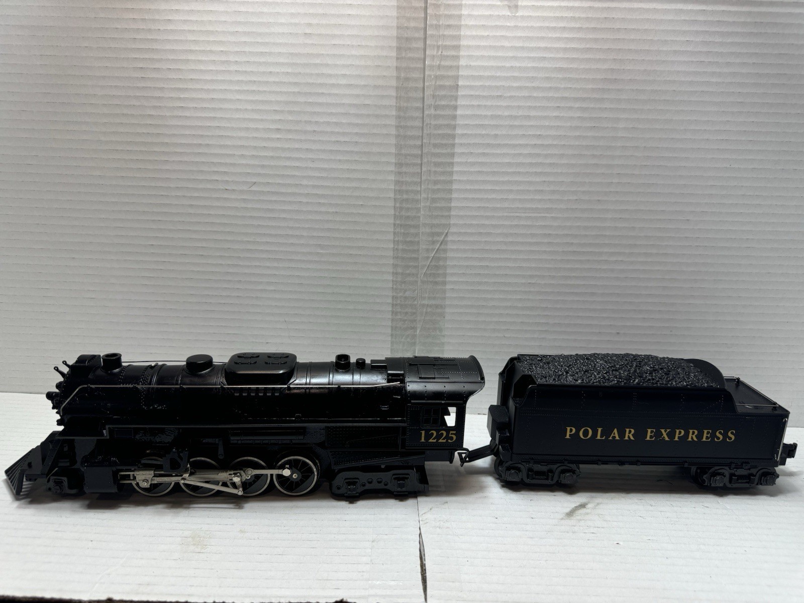 Lionel O Gauge Polar Express 2-8-4 Berkshire Steam Locomotive 1225