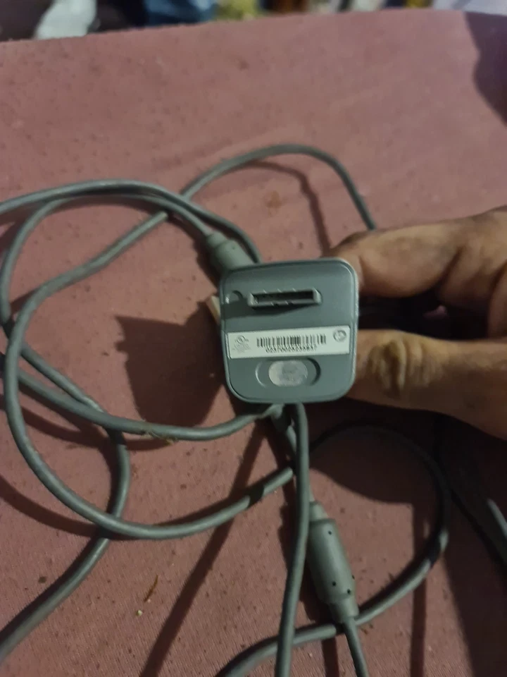 Offical Microsoft Xbox 360 Wireless Charger 1.5m Grey - Image 3 of 3