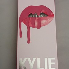 KYLIE Kylie Lip Kit 100 Posie K Pink Matte Li...