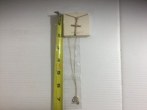Collar cruzado de acento de cristal hueco enchapado en plata esterlina/oro 10 K - Imagen 2 de 6