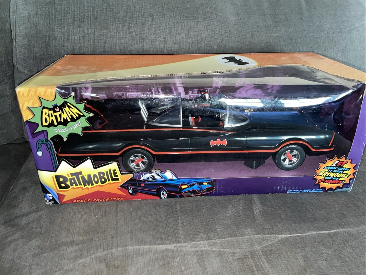 Mattel Batmobile BCG11 Collector Vehicle Action Figure for