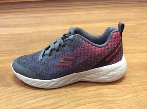 skechers go run fast tharo