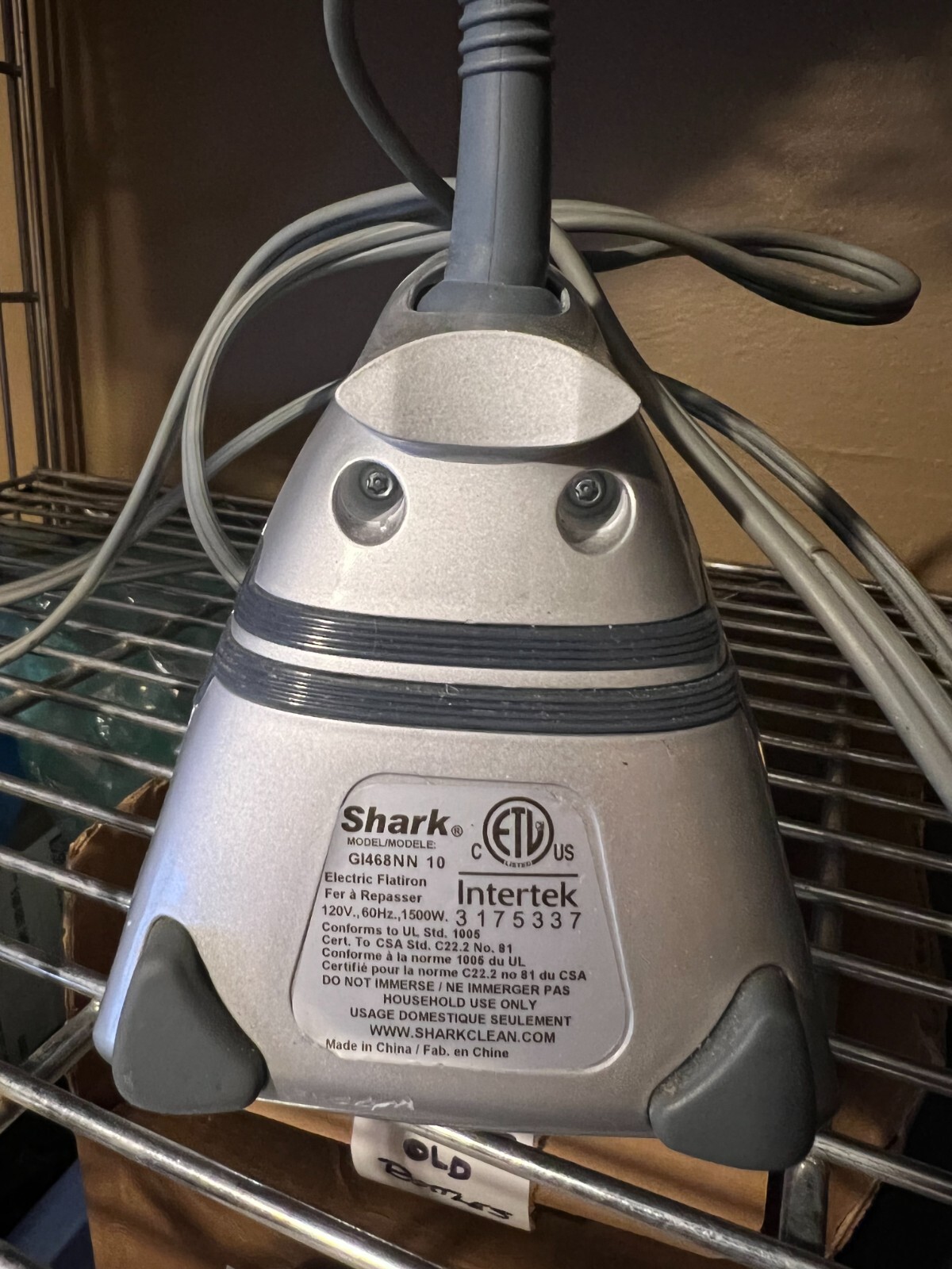 Shark Vertical Steaming Anti-Drip Iron 1500 Watts GI468NN 13 Blue & Gray Tested
