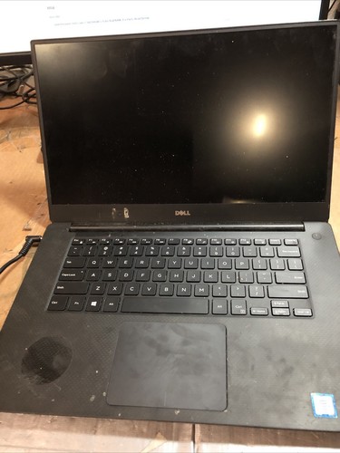 Dell Precision 5510 Core i7-6820HQ@ 2.7GHz 8GB RAM, For Parts, Read Below