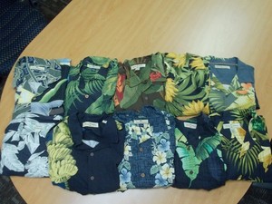 LOT 10-FLAWLESS TOMMY BAHAMA MENS 100% SILK VACATION PARTY PRINT CASINO SHIRTS L
