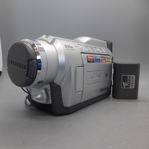 Samsung VP-D20 Handheld MiniDV Cassette Camcorder Silver Tested