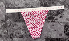 NWT VICTORIA'S SECRET WHITE RED PINK HEART LIGHTWEIGHT BAND V STRING PANTIES