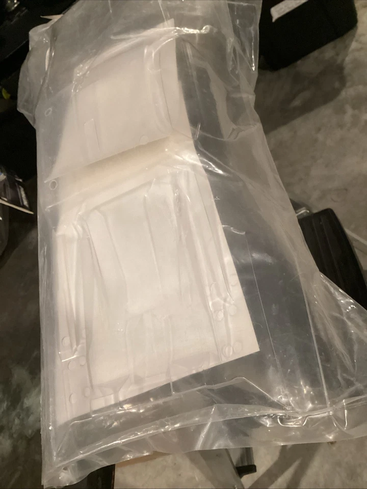 Traxxas 9511 Sledge Body Shell - Clear - New - Sealed - Decals Included - Nos - Image 2 of 4