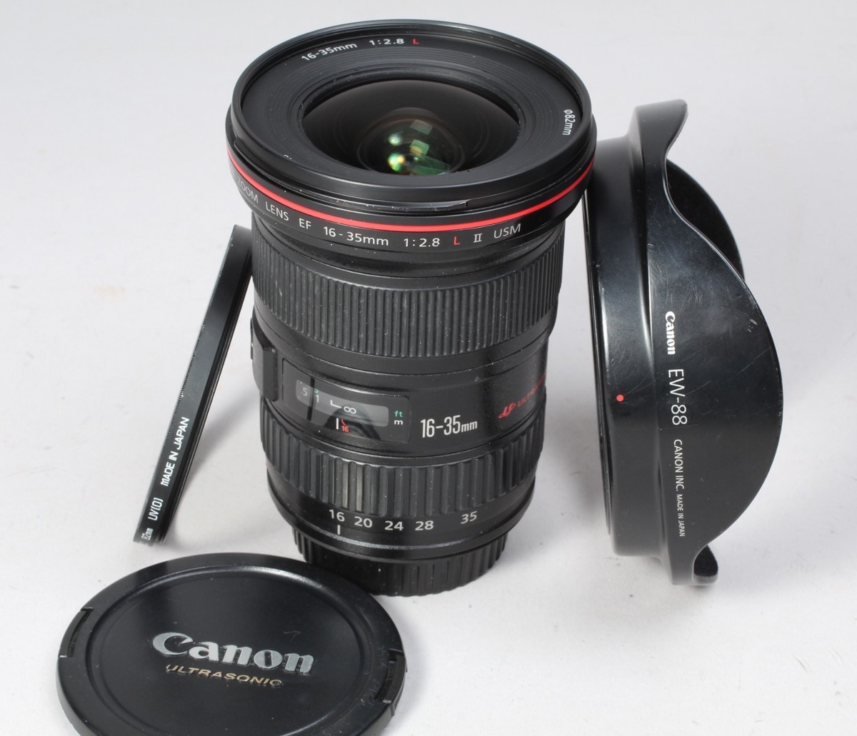 CANON EF 16-35MM F/2.8 L II WIDE ANGLE ZOOM LENS + HOOD, CAPS