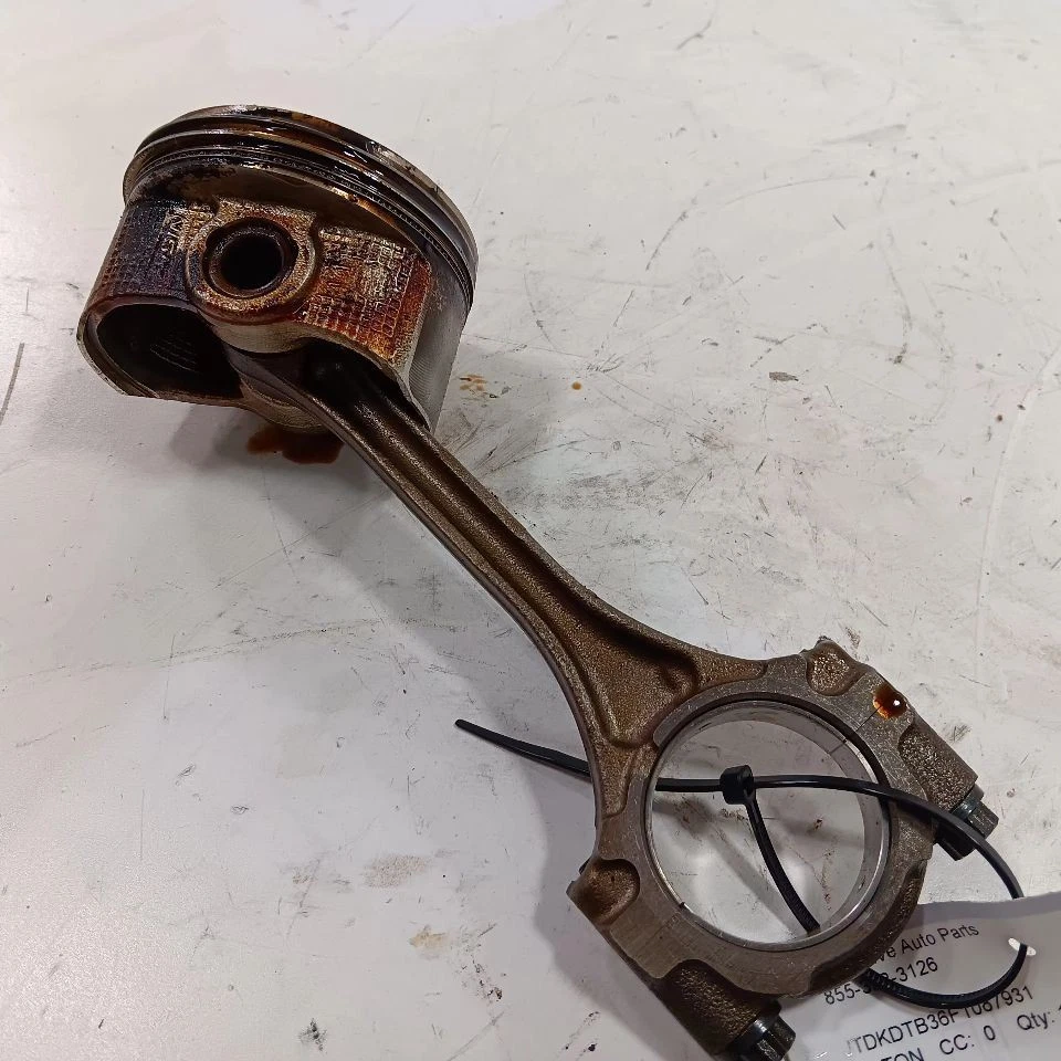 Toyota Prius C pistón único con biela 2017 2016 2015 2014 2013 Foto 2 de 4