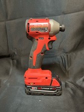 MILWAUKEE M18 IMPACT WRENCH MODEL 2957-20 (H83004908)