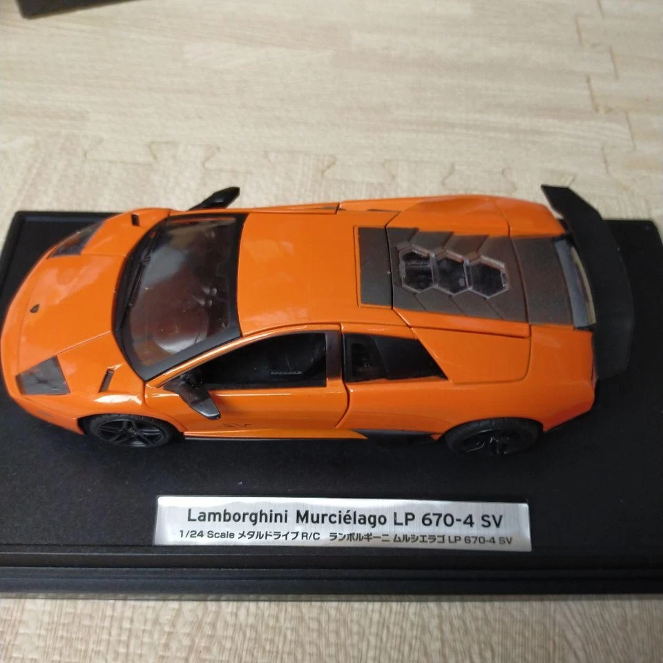 Trazione in metallo scala 1/24 Lamborghini Murcielago - Immagine 3 di 4