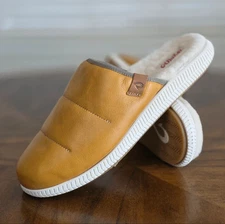 OluKai Mua 'Ili Men’s Leather/Shearling lined Mule Slippers Shoes US 12/EUR 45