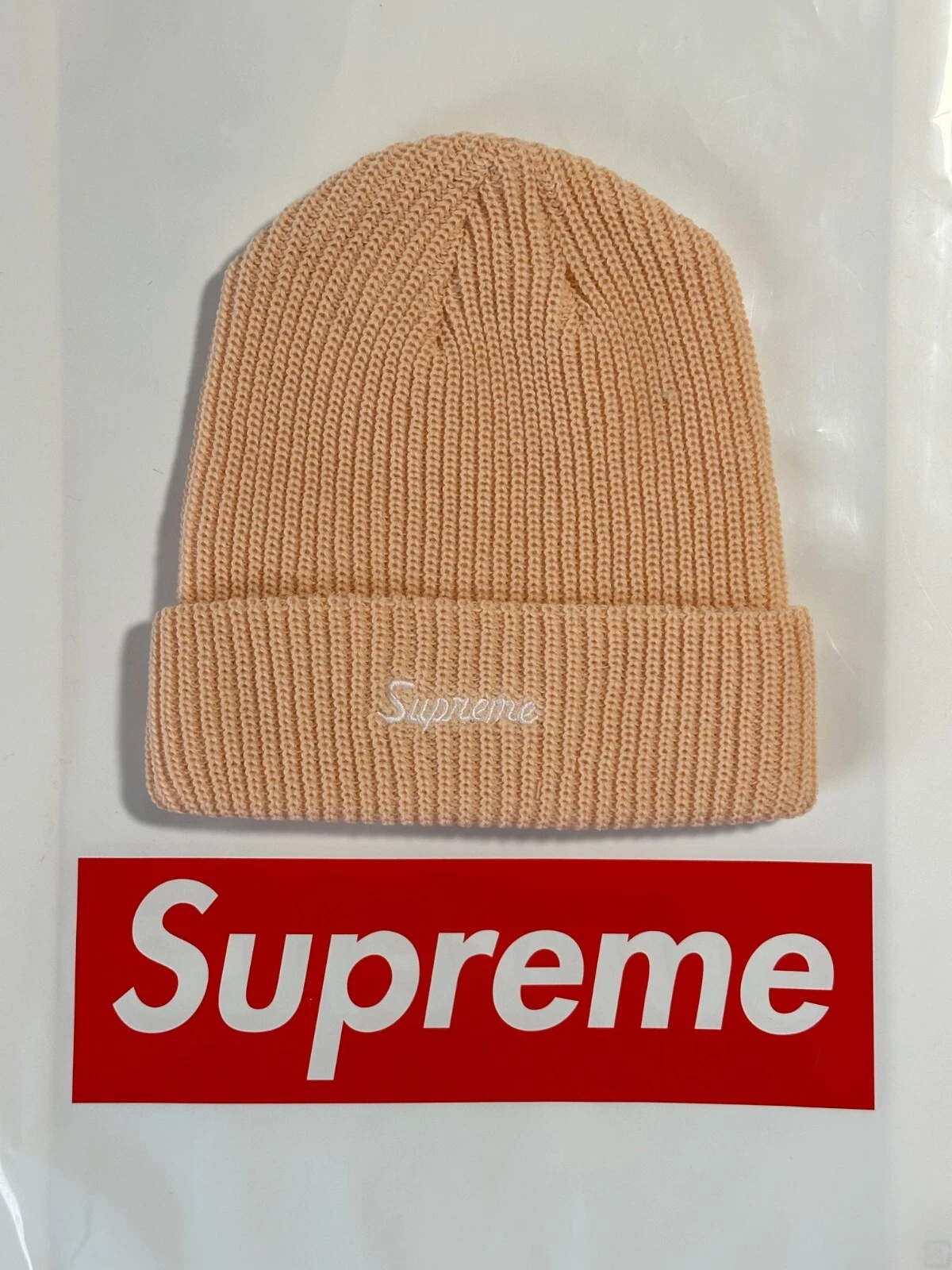 BONNET JAUGE LÂCHE SUPRÊME (BEIGE) SS21 GRAND LOGO BOÎTE NOUVELLE ÉPOQUE LOGO MOHAIR BEANIE