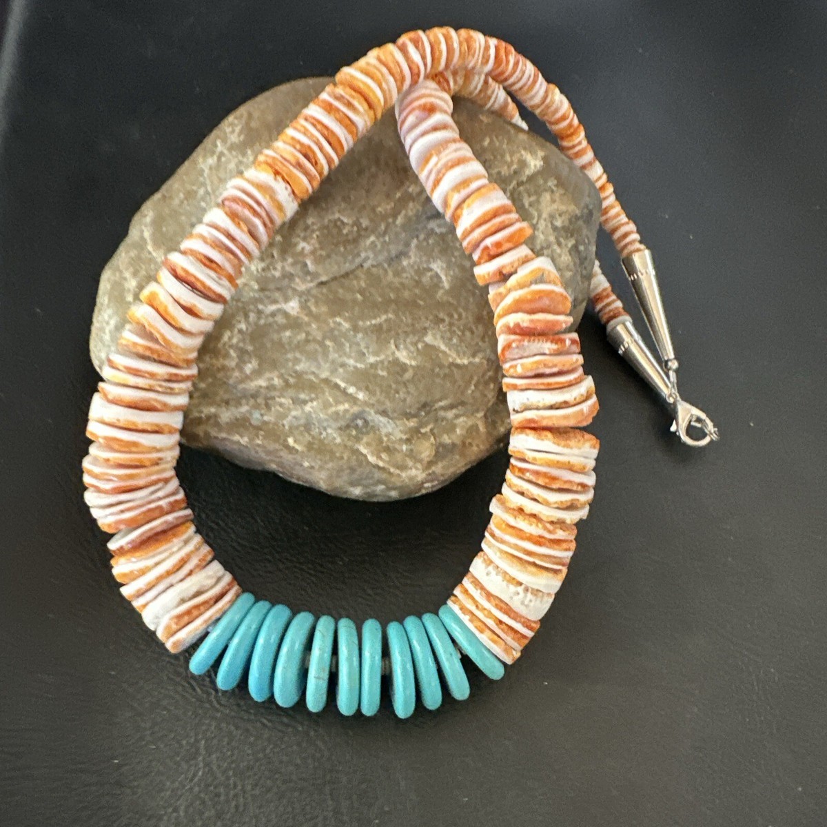ナバホ族　ネックレス　Navajo necklace NAVAJO SILVER SQUASH BLOSSOM NAJA NECKLACE c.1940 – WANDERER