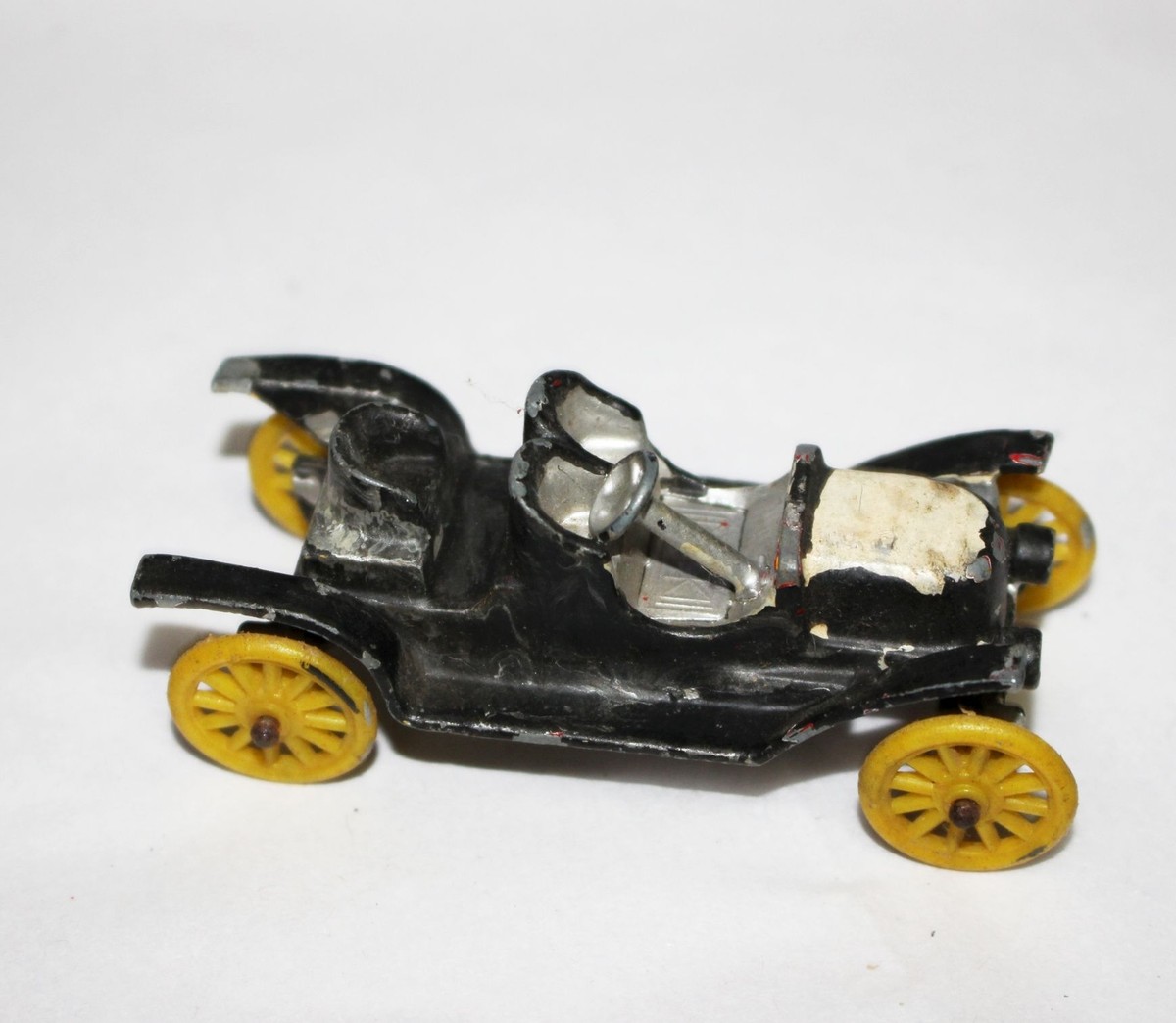 Vintage Tootsietoy 1907 Stanley Steamer Model T. Ford