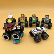Lot of 6 Matchbox  Hotwheels Monster Trucks Smashquatch, Too S'cool, etc 