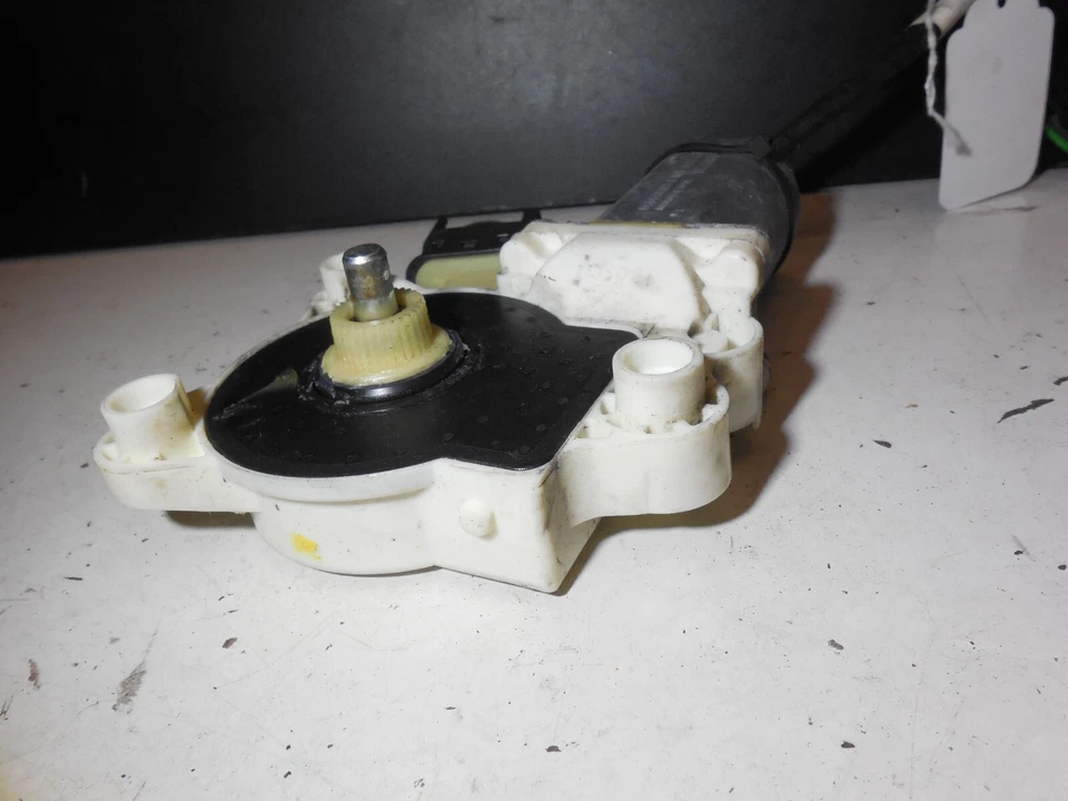 Motor regulador ventana delantera izquierda a2118202942 03-09 mercedes-benz w211 e500 e350 Foto 3 de 4