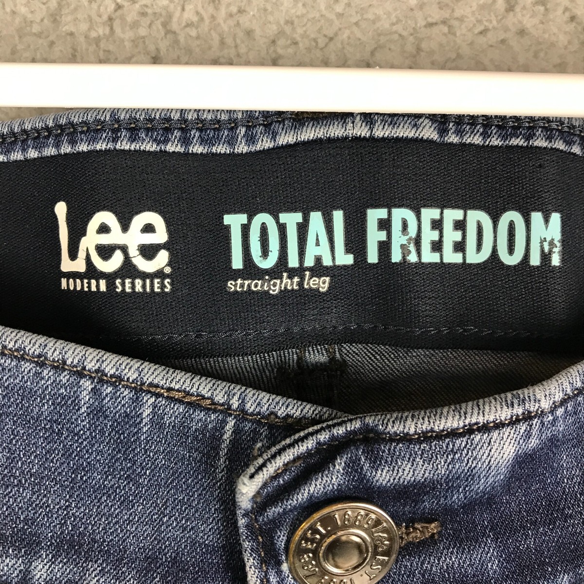 Freedom Straight Leg Jeans Women's Lee Total Freedom Jeans