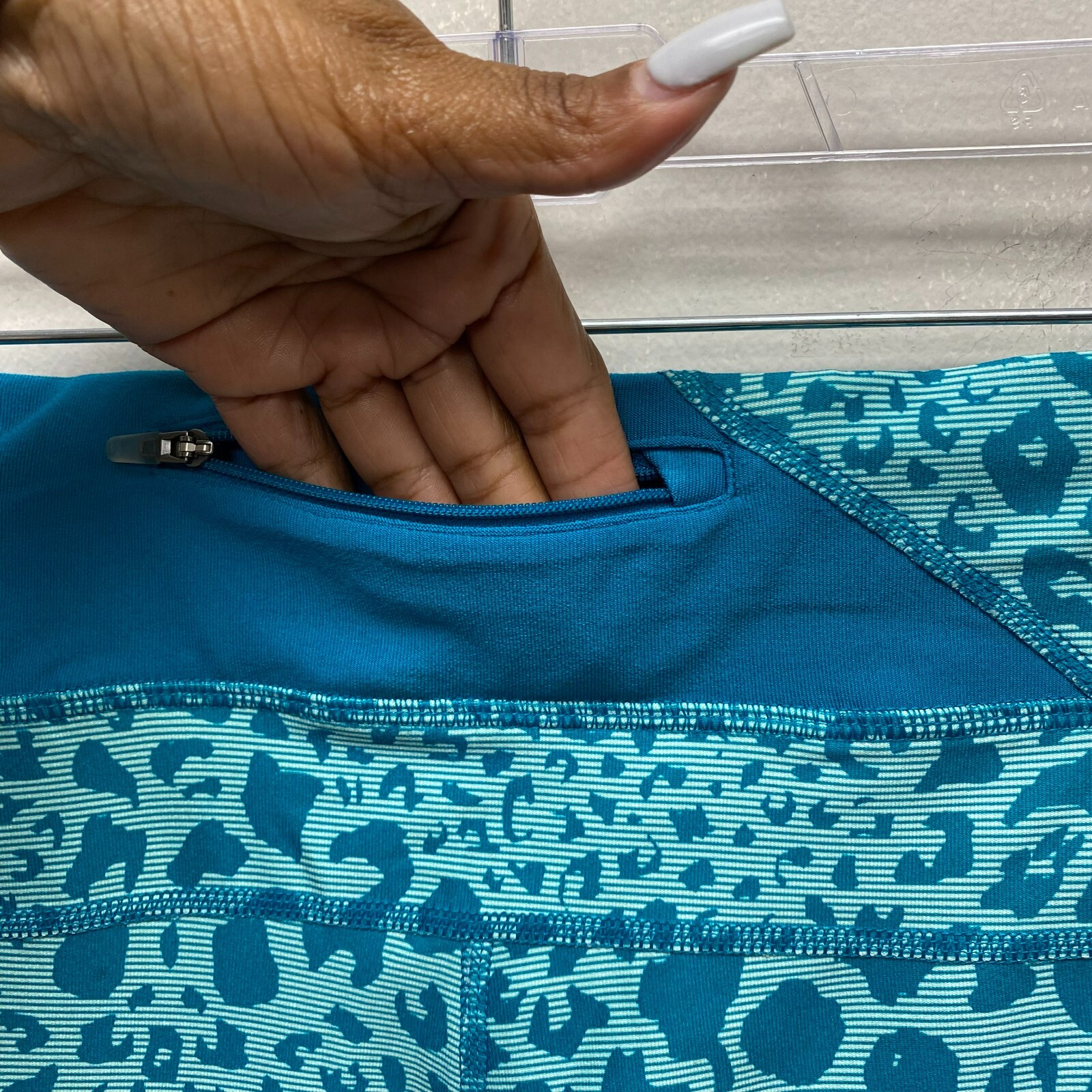 Nike Dri Fit Blue Animal Print Embroidered Swoosh Running Crop Leggings XS $60 thumbnail 7