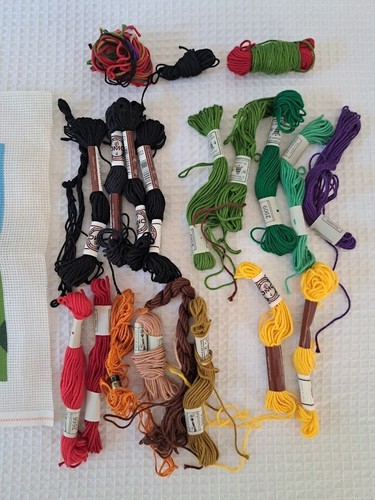 Kit canovaccio tela mezzo punto coniglio matassine DMC bimbi bambini hobby - Foto 3 di 10