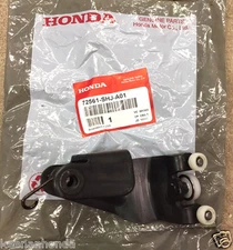 Genuine OEM Honda Odyssey Left Manual Sliding Door Center Roller 2005-2010 LX