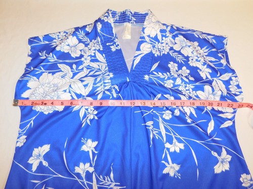 VTG WHITE BLUE FLORAL KIMONO KAFTAN MUUMUU HAWAIIAN DRESS POLY SZ 16/18 XL USA - Picture 5 of 9