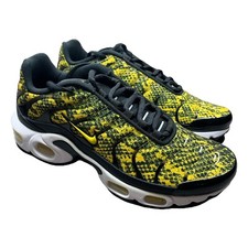 nike air max plus black yellow