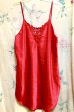 Vintage 90s/Y2k Red Satin/Silky Chemise Slip Large Cinema Etoile