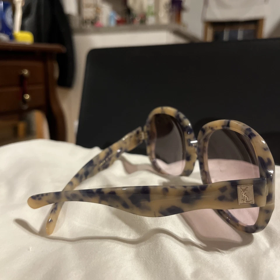 Gafas de sol de colección unisex de gran tamaño años 70 YSL Yves Saint Laurent 549 Francia marcos Foto 2 de 4