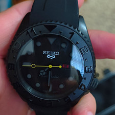 Seiko 5 Automatic Diver 200m Black Dial 42mm ...