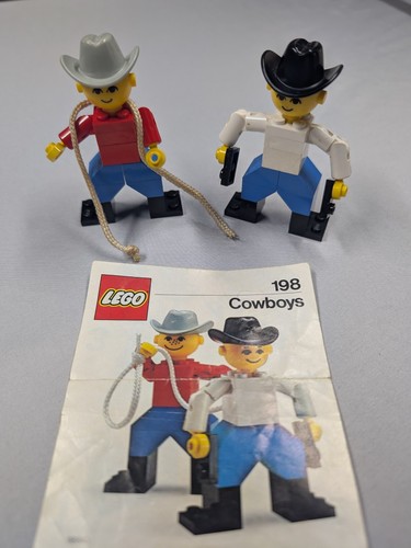 LEGO Building Set with People: Cowboys (198) 💎RARE VINTAGE 1977 COMPLETE +book