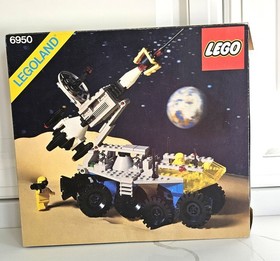 LEGO 6950 Mobile Rocket Transporter &ndash; Vintage 1982