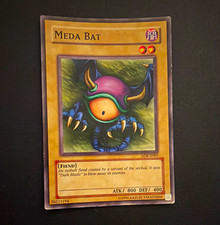 Yu-Gi-Oh! TCG Meda Bat LOB-E065 Legend of Blue Eyes Common English 800/400