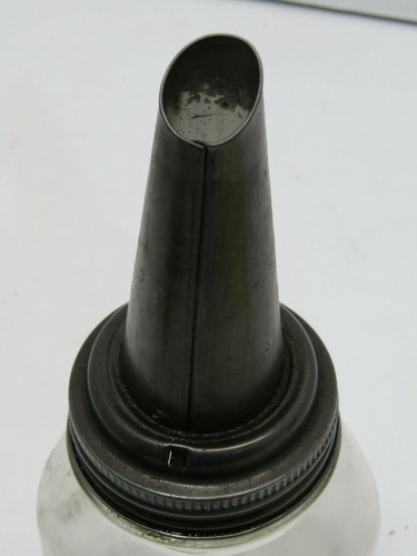 Vintage Old Glass Oil Bottle W/ Master MFG Co. Spout And Cap SAMCO - Picture 4 of 4
