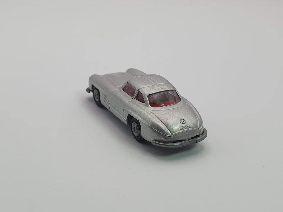 Mercedes 300 SL Pralinè 1/87 Foto 2 de 4