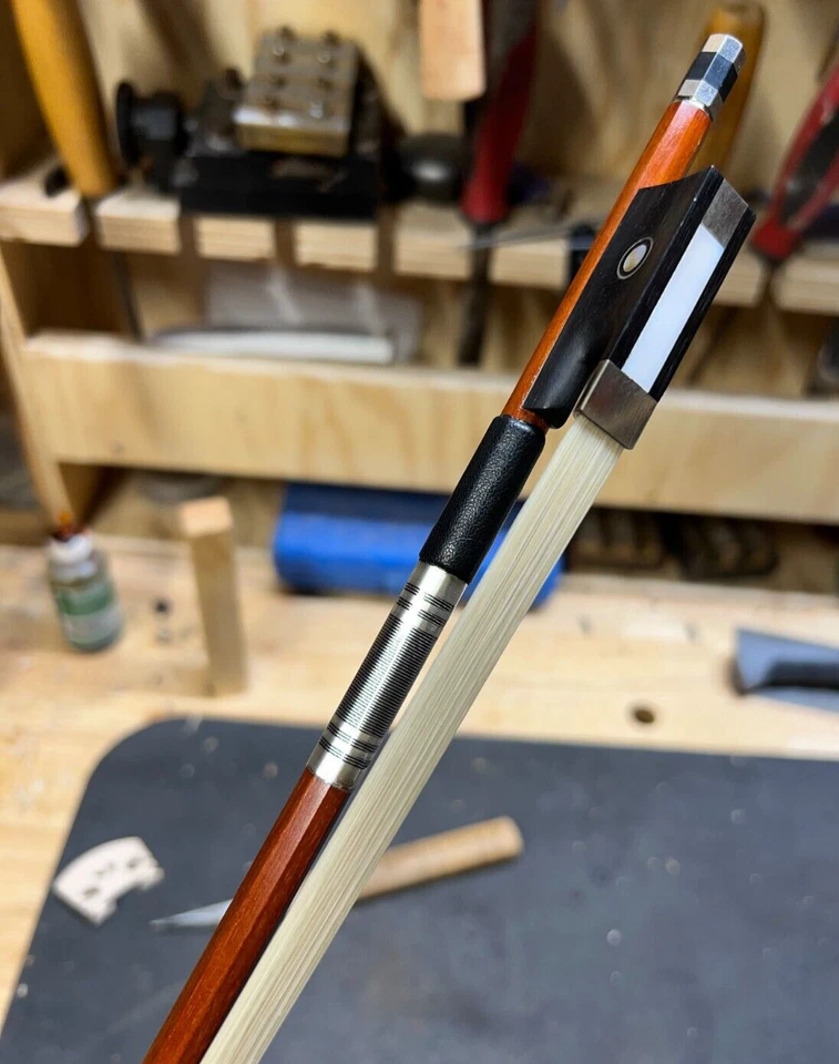 1/4 Violin Bow 1/4 Brazilwood stick Ebony Frog Straight - Image 2 of 4