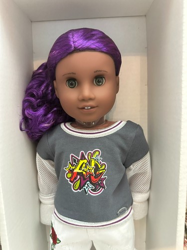 American Girl Truly me 91 NIB Purple hair african american - Picture 3 of 6