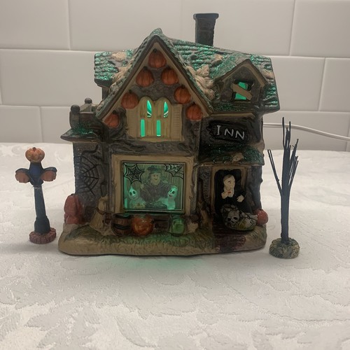 Halloween Lighted Inn Haunted House Green Glitter Witch Brew Ghost Ceramic 6" - Bild 3 von 10